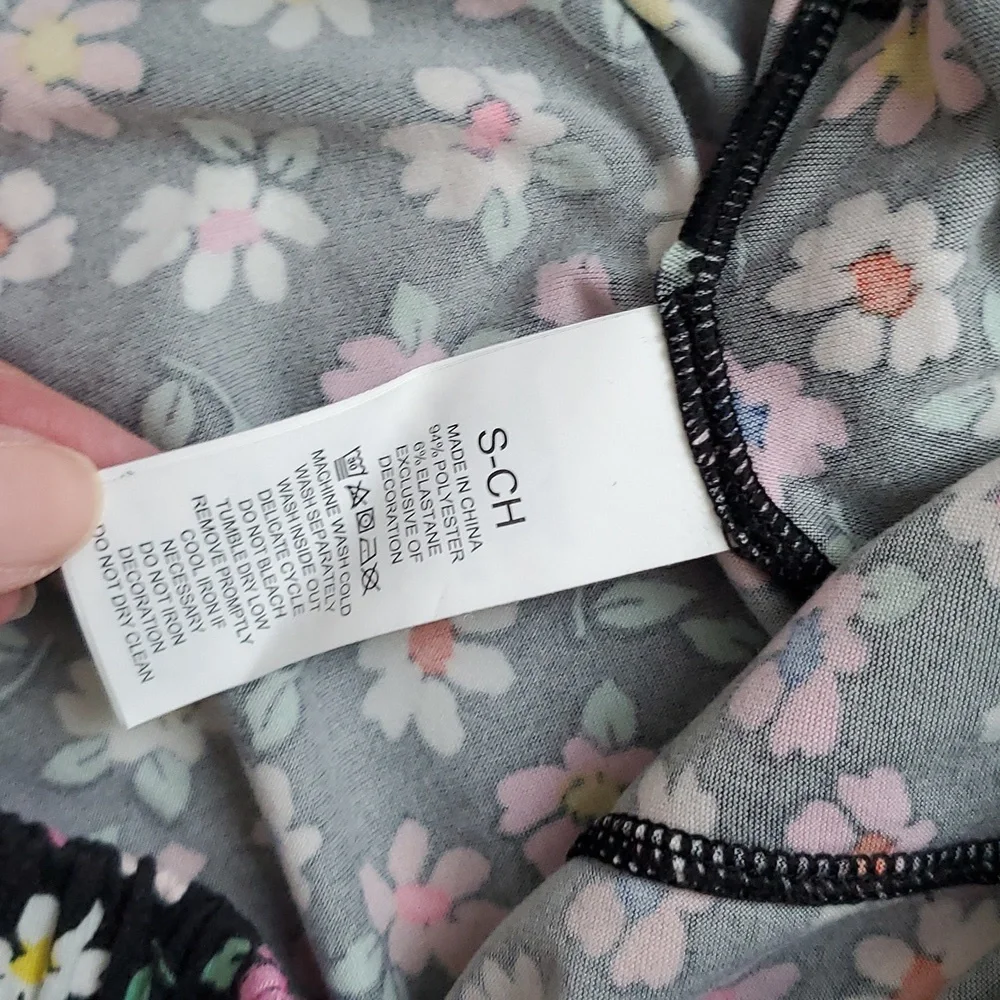 Kate Spade Pajamas Set Black Floral Top and Pants SzS